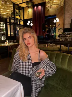 Elena profile in Dubai